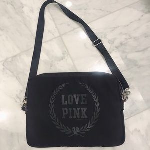 ✨SALE Today✨ VS PINK Black Laptop Case